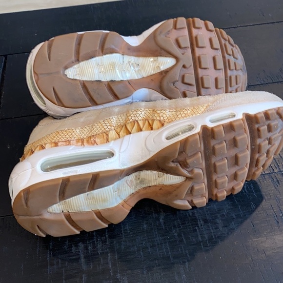 Nike Air Max 95 PRM SE Vechetta Tan Sneakers - Picture 12 of 12